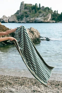 Bongusta Naram towel - Moonbeam fra><noscript><img width=