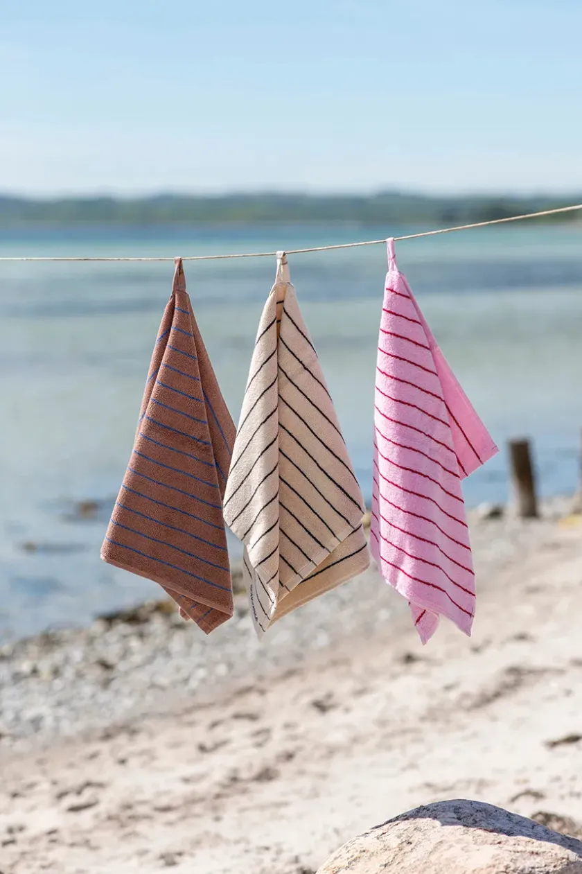 Bongusta Naram towel - Silver Sage fra> Badeværelsestekstiler