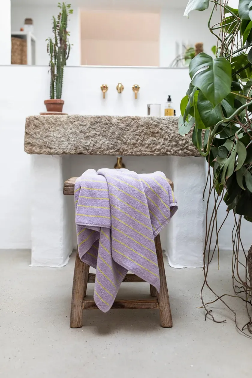 Bongusta Naram towel - Vanilla fra> Badeværelsestekstiler