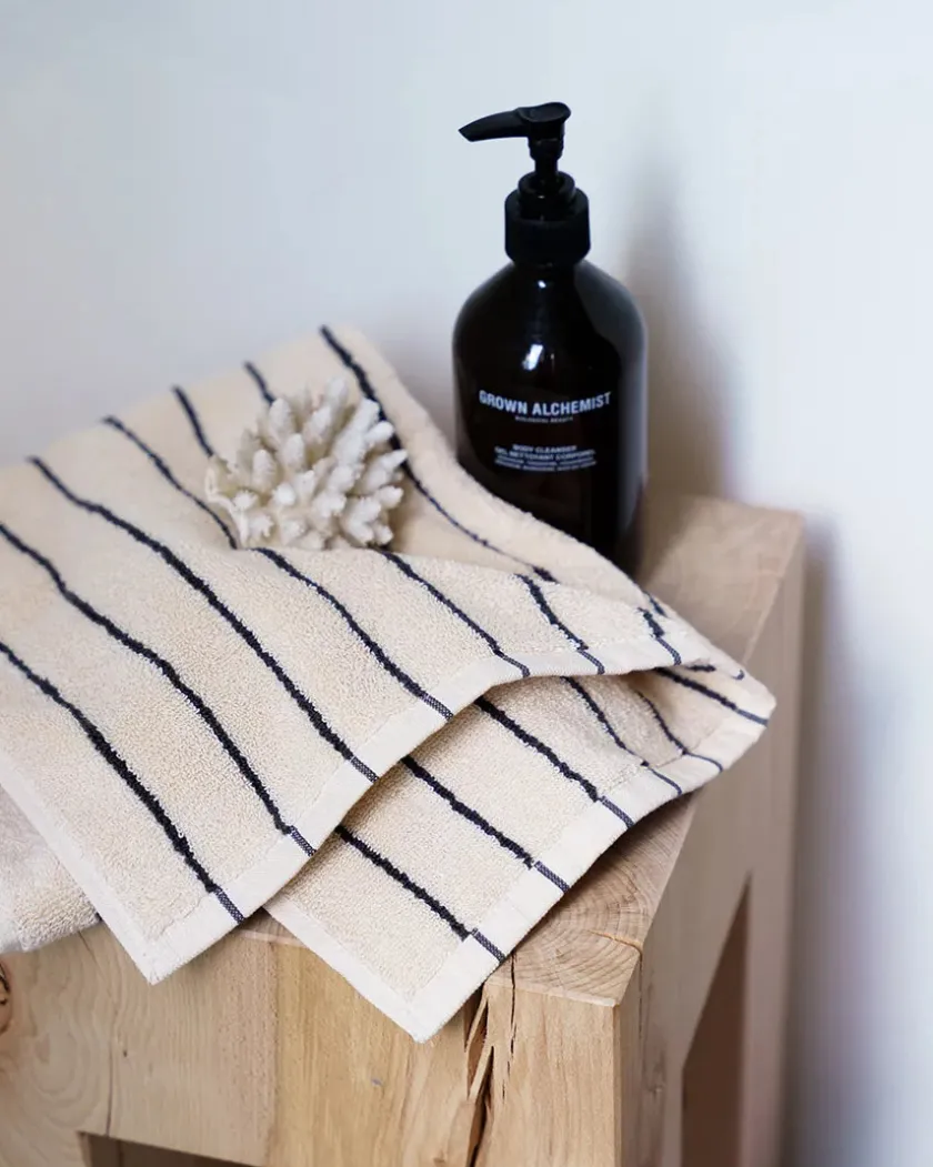 Bongusta Naram towel - Vanilla fra> Badeværelsestekstiler