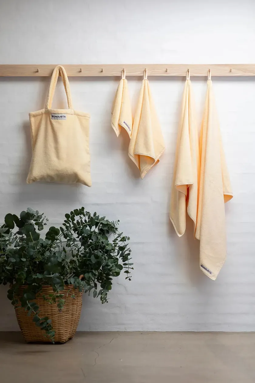 Bongusta Naram towel - Vanilla fra> Badeværelsestekstiler