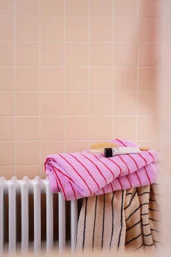 Bongusta Naram towel - Vanilla fra><noscript><img width=