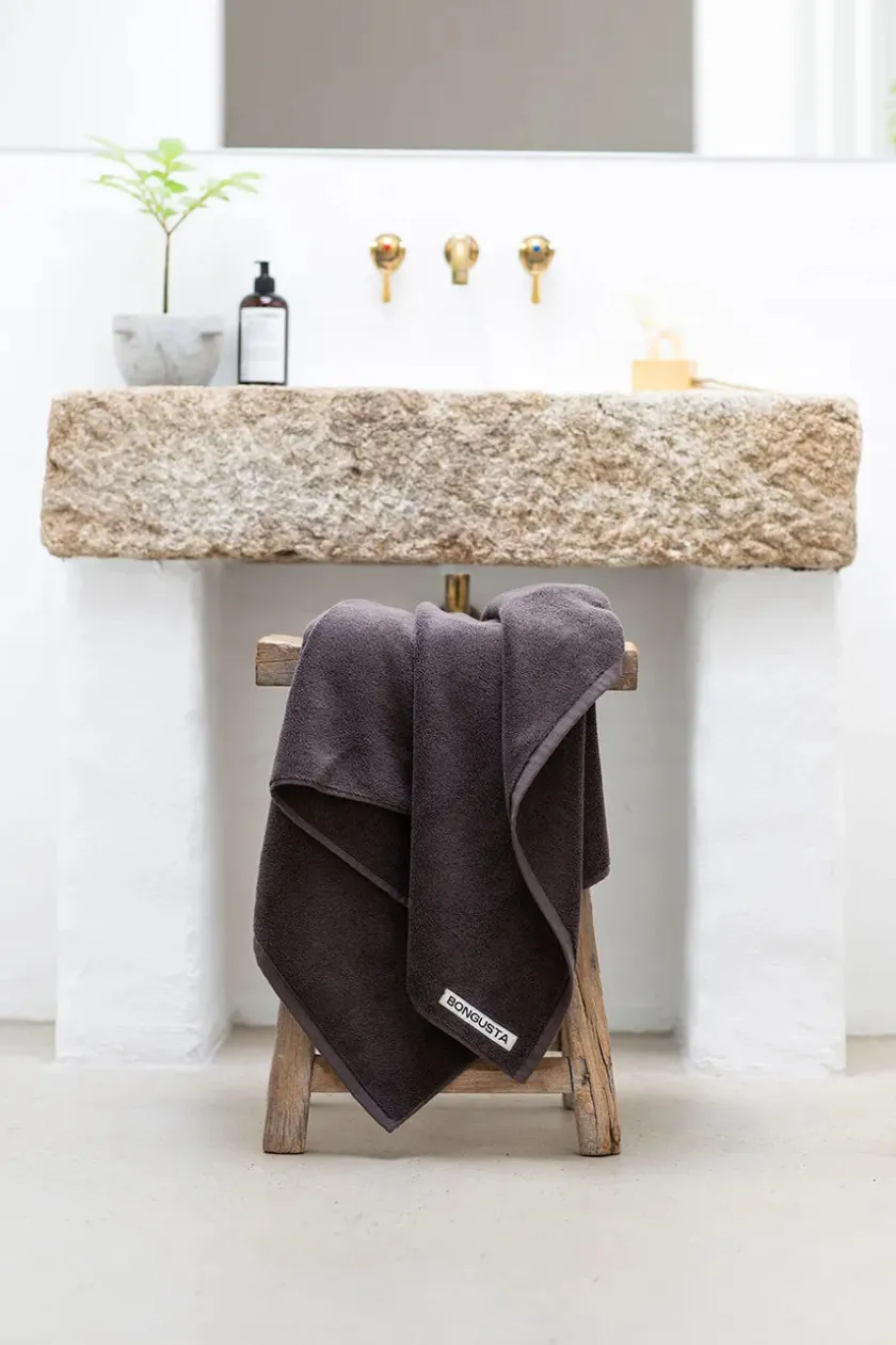 Bongusta Naram towel - Vanilla fra> Badeværelsestekstiler