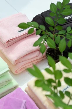 Bongusta Naram towel - Vanilla fra><noscript><img width=