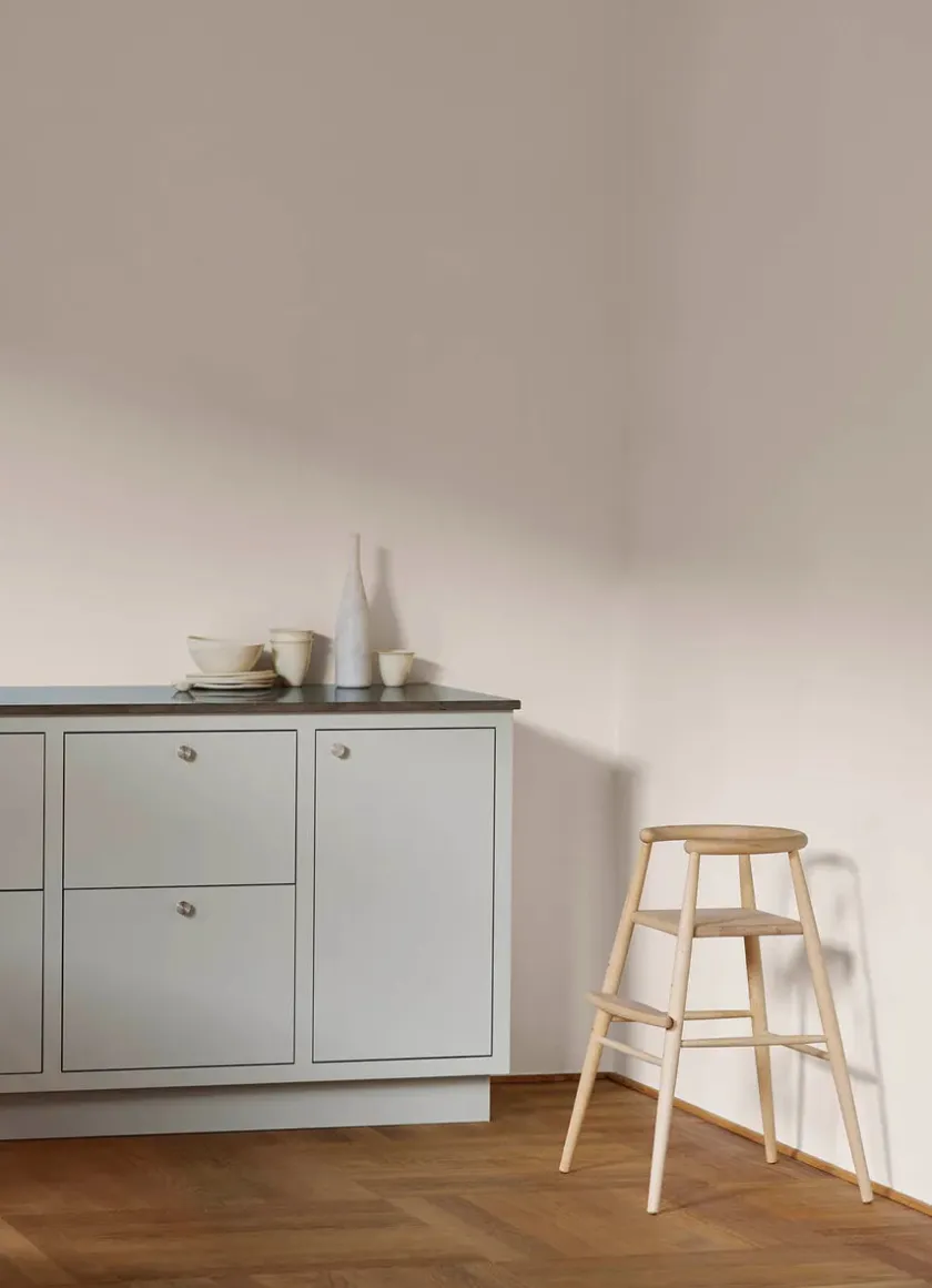 Carl Hansen & Søn ND54 højstol, soft hollyhock af Nanna Ditzel>Børn Børnestole