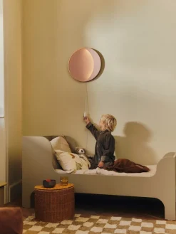 Ferm Living Neba væglampe fra> Væglamper|Spots
