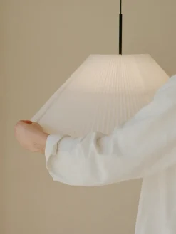 New Works Nebra Pendant Lamp Small fra> Pendler|Spots