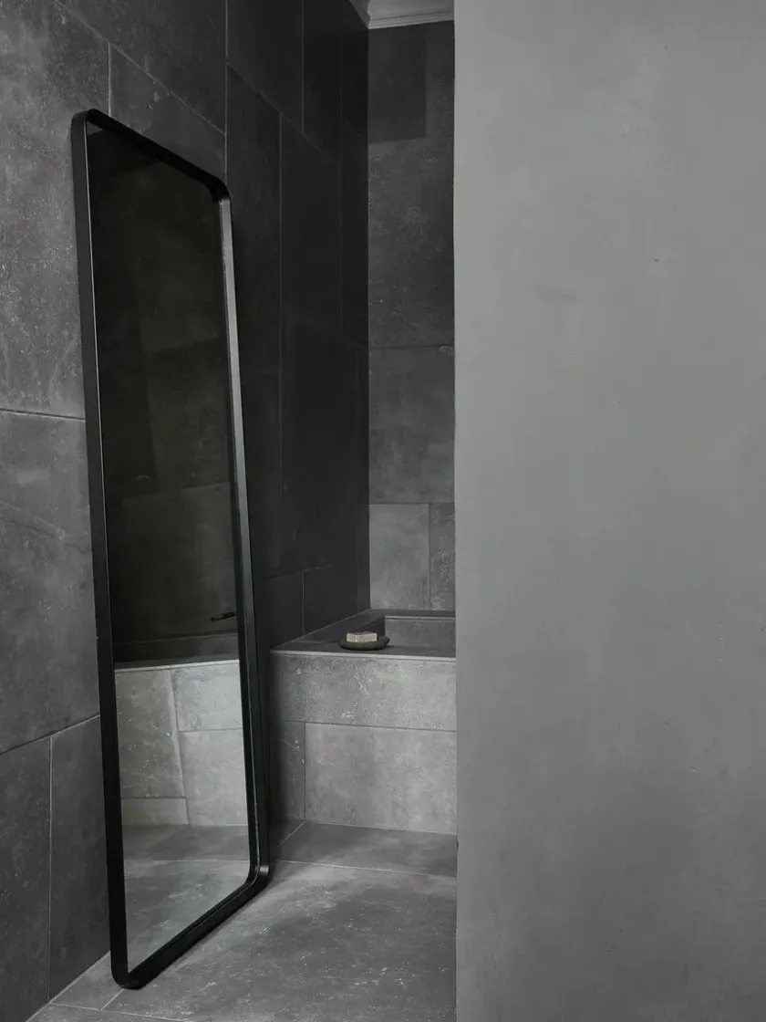 Audo Copenhagen Norm Floor Mirror fra> Spejle