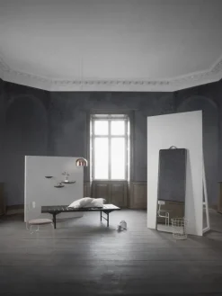 Audo Copenhagen Norm Floor Mirror fra><noscript><img width=