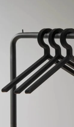 Woud O&O Clothes Rack fra><noscript><img width=