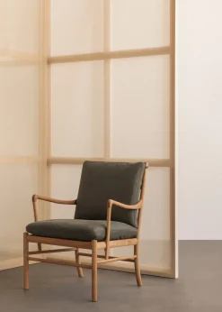 Carl Hansen & Søn OW149 Colonial lænestol, eg olie, Terra-læder af Ole Wanscher> Loungestole|Lænestole
