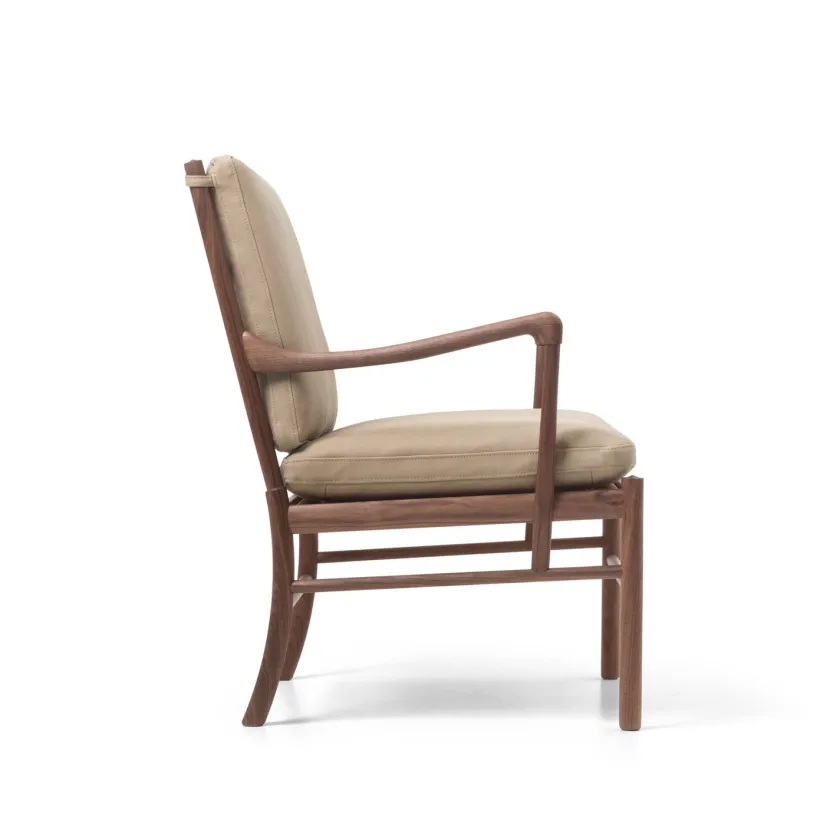 Carl Hansen & Søn OW149 Colonial lænestol, eg olie, Terra-læder af Ole Wanscher> Loungestole|Lænestole