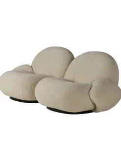 GUBI Pacha Sofa 2-seater w. Armrest fra> Sofaer