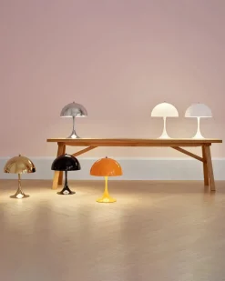 Louis Poulsen Panthella 250 bordlampe, hvid af Verner Panton> Spots