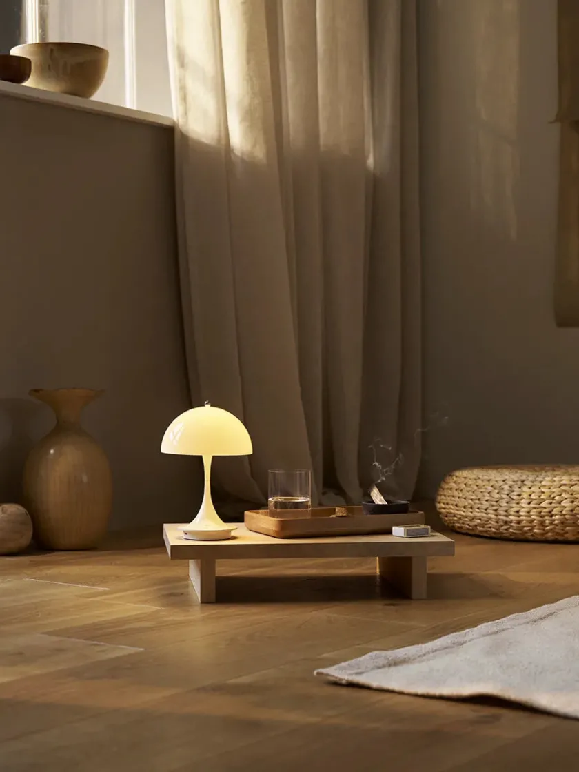 Louis Poulsen Panthella 160 Portable V3, opaque indigo af Verner Panton> Portable Lamper|Spots