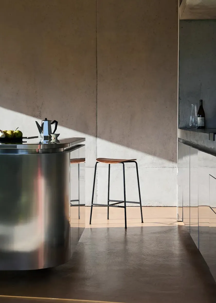 &Tradition Pavilion Counter Stool AV37 fra> Barstole
