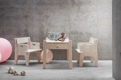 Carl Hansen & Søn Peters Stol CH410 af Hans J. Wegner><noscript><img width=