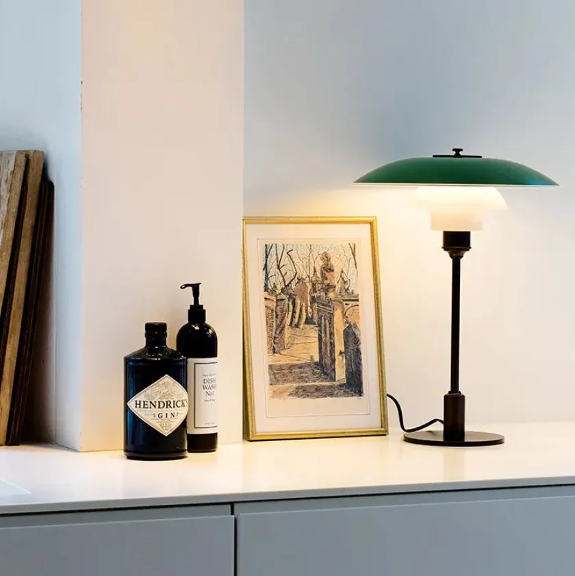 Louis Poulsen PH 3½-2½ bordlampe, hvid af Poul Henningsen> Spots
