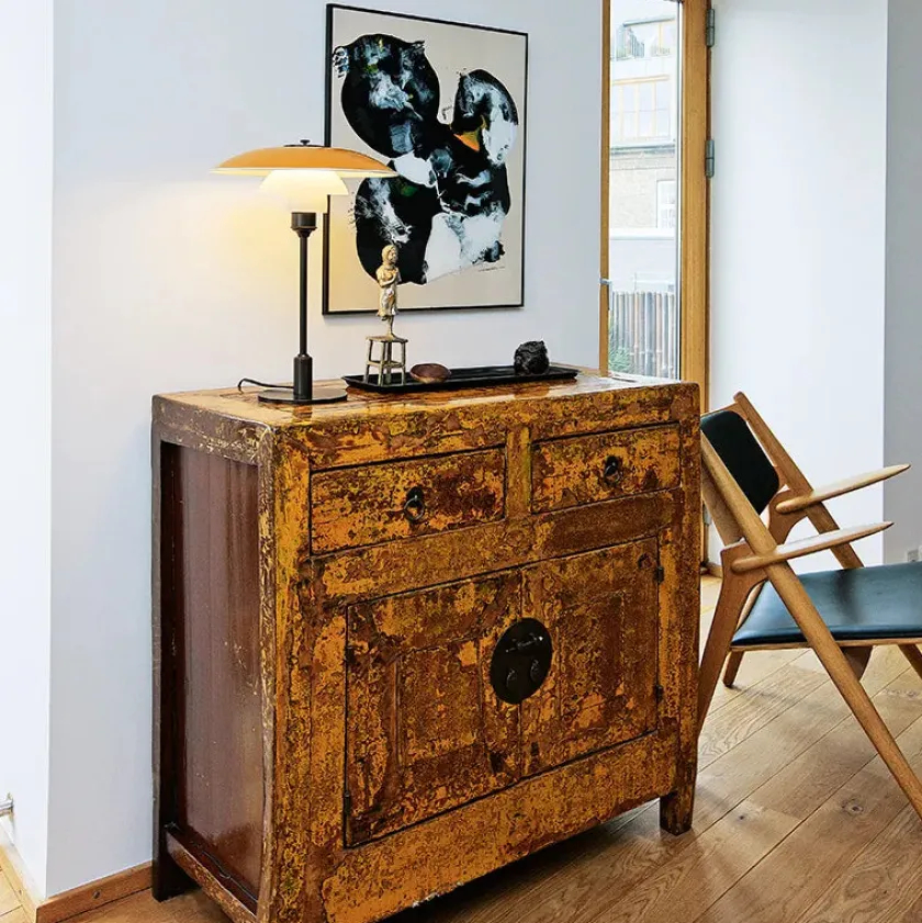 Louis Poulsen PH 3½-2½ Bordlampe, rød af Poul Henningsen> Spots
