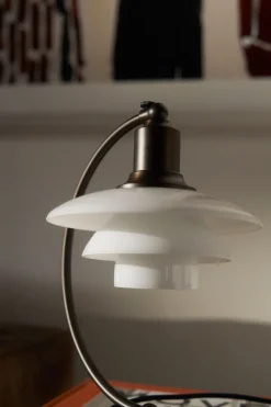 Louis Poulsen PH 2/2 Luna Bordlampe, Aged Brass fra><noscript><img width=