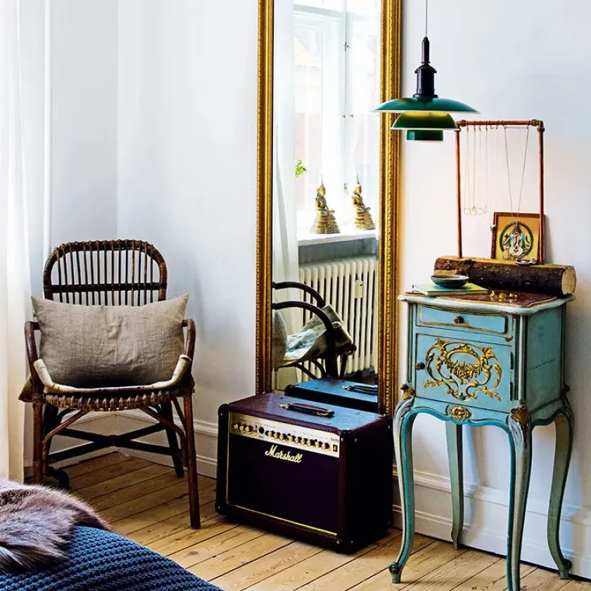 Louis Poulsen PH 3½-3 Pendel, rød af Poul Henningsen> Pendler|Spots