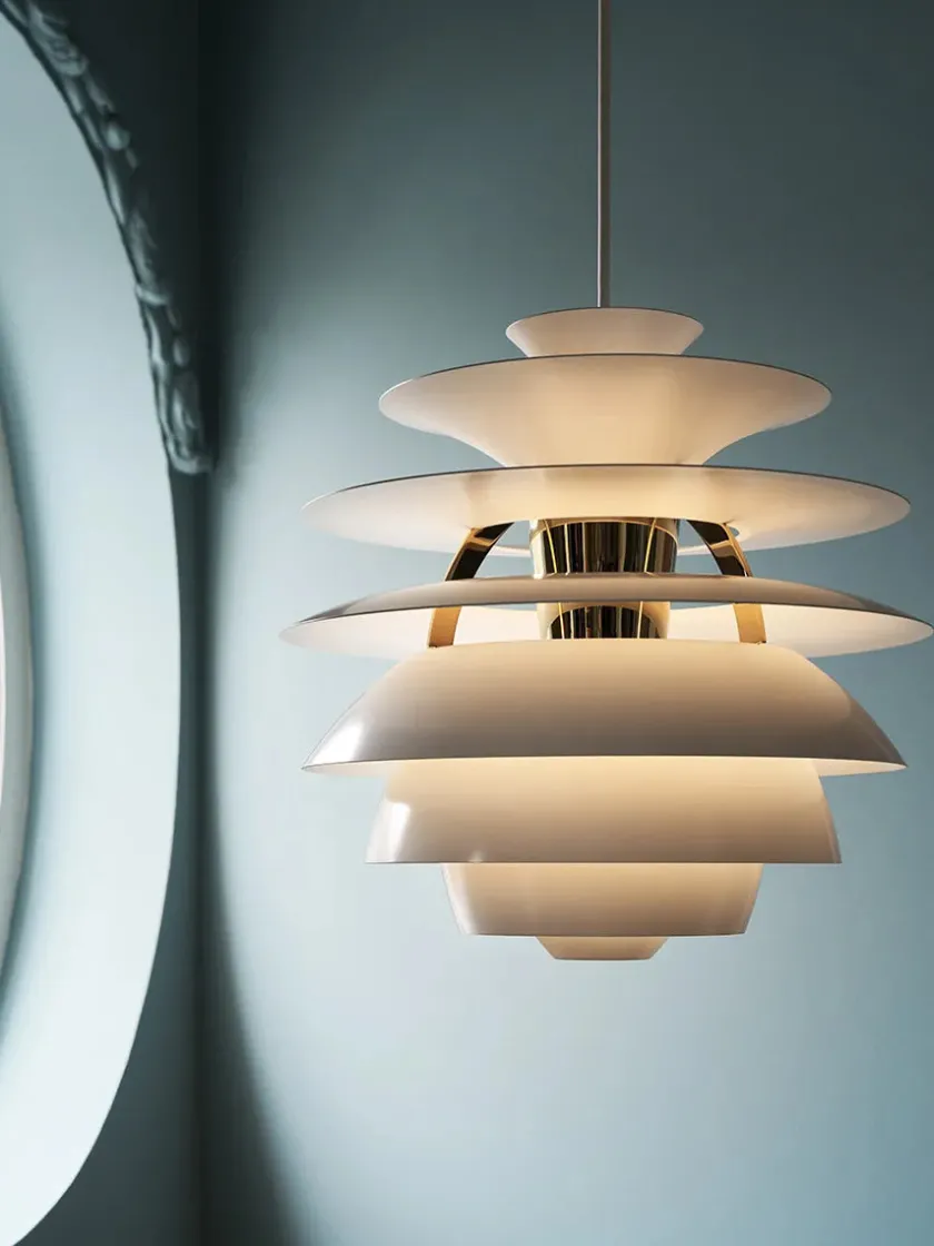 Louis Poulsen PH Snowball, soft white/brass af Poul Henningsen> Spots|Pendler