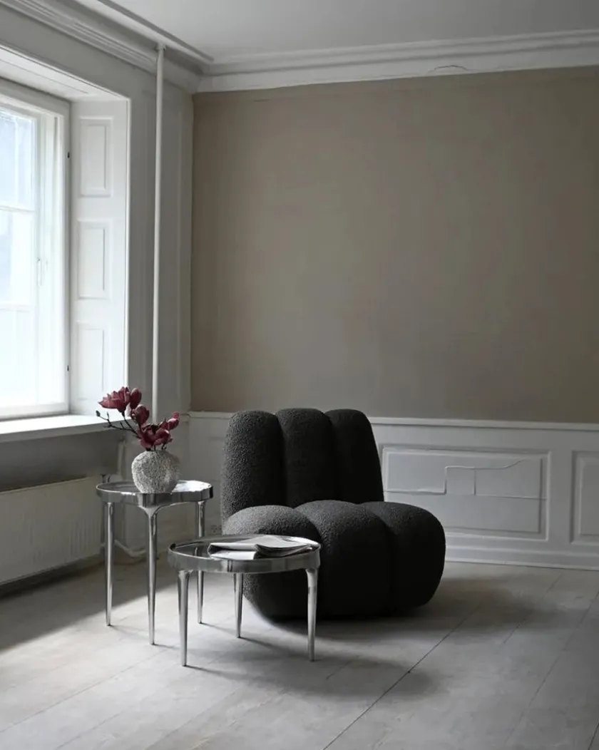 101 Copenhagen Phantom Table Tall fra> Sideborde Og Små Borde