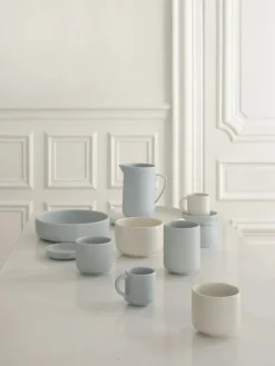 Louise Roe Pisu 14 Pitcher, vanilla white fra> Service|Kander