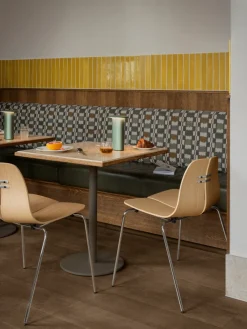 Fritz Hansen PK3 spisebordsstol, sort ask af Poul Kjærholm><noscript><img width=