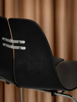 Fritz Hansen PK3 spisebordsstol, sort ask af Poul Kjærholm><noscript><img width=