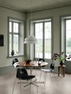 Fritz Hansen PK3 spisebordsstol, valnød af Poul Kjærholm><noscript><img width=