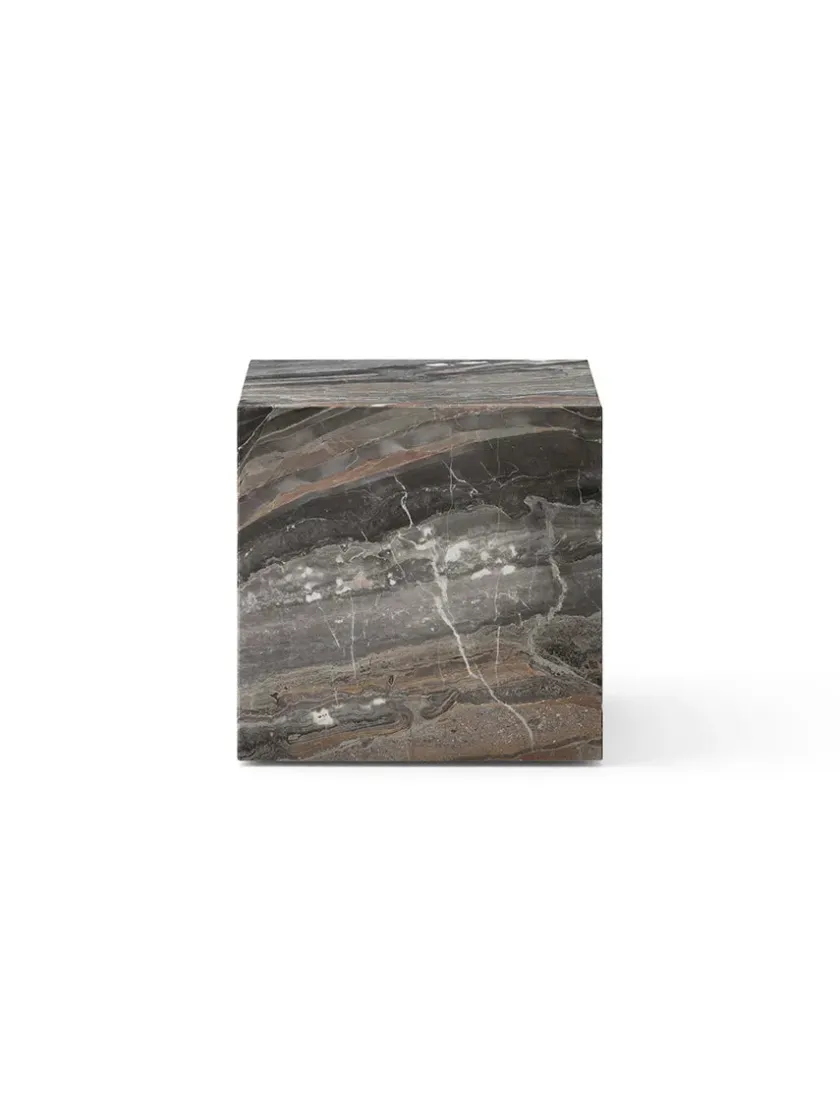 Audo Copenhagen Plinth Cubic, grey galaxy marble fra> Sideborde Og Små Borde