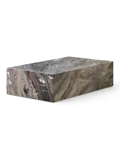 Audo Copenhagen Plinth Low Sand Kunis Breccia marmor fra><noscript><img width=