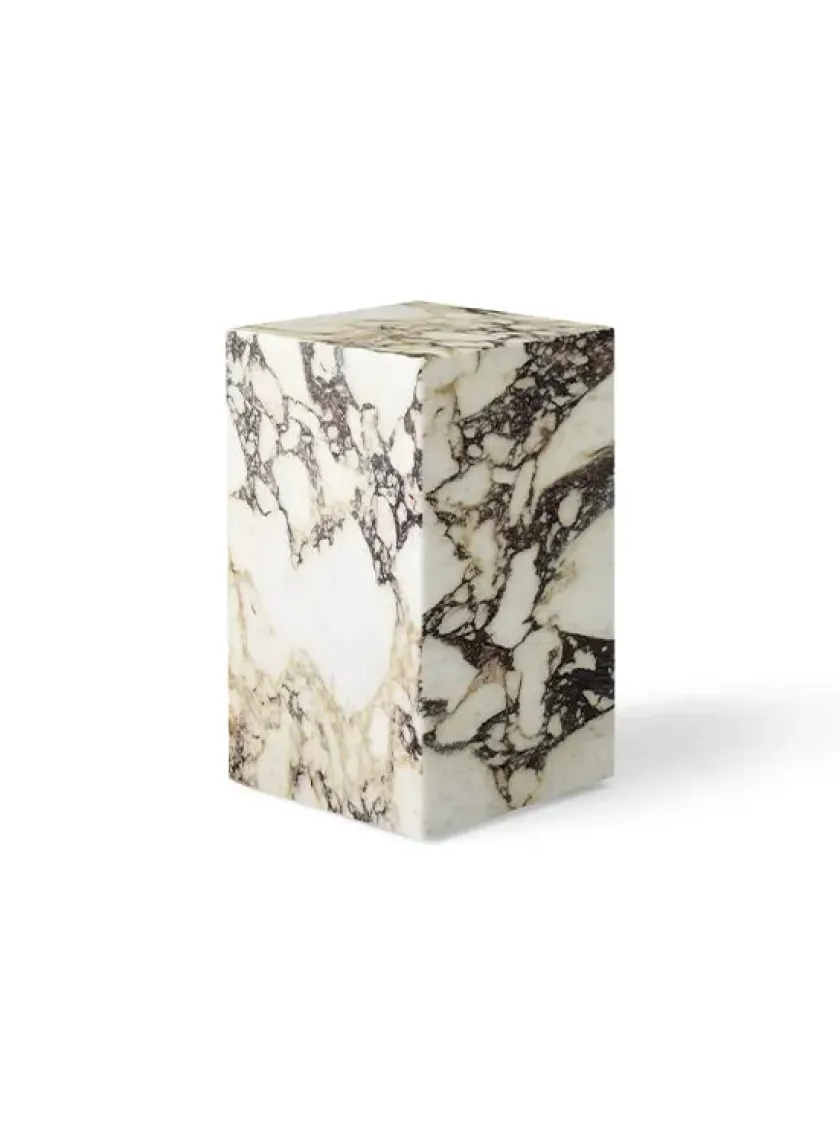 Audo Copenhagen Plinth Tall, grey galaxy marble fra> Sideborde Og Små Borde