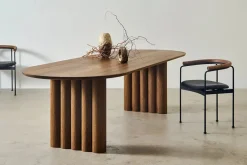 DK3 Plush Table Oval fra> Spiseborde