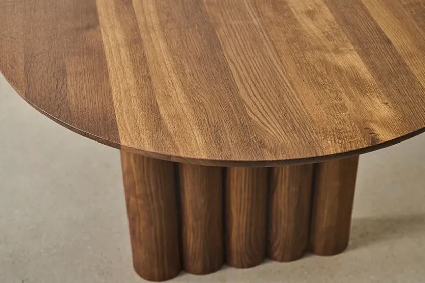 DK3 Plush Table Oval fra> Spiseborde