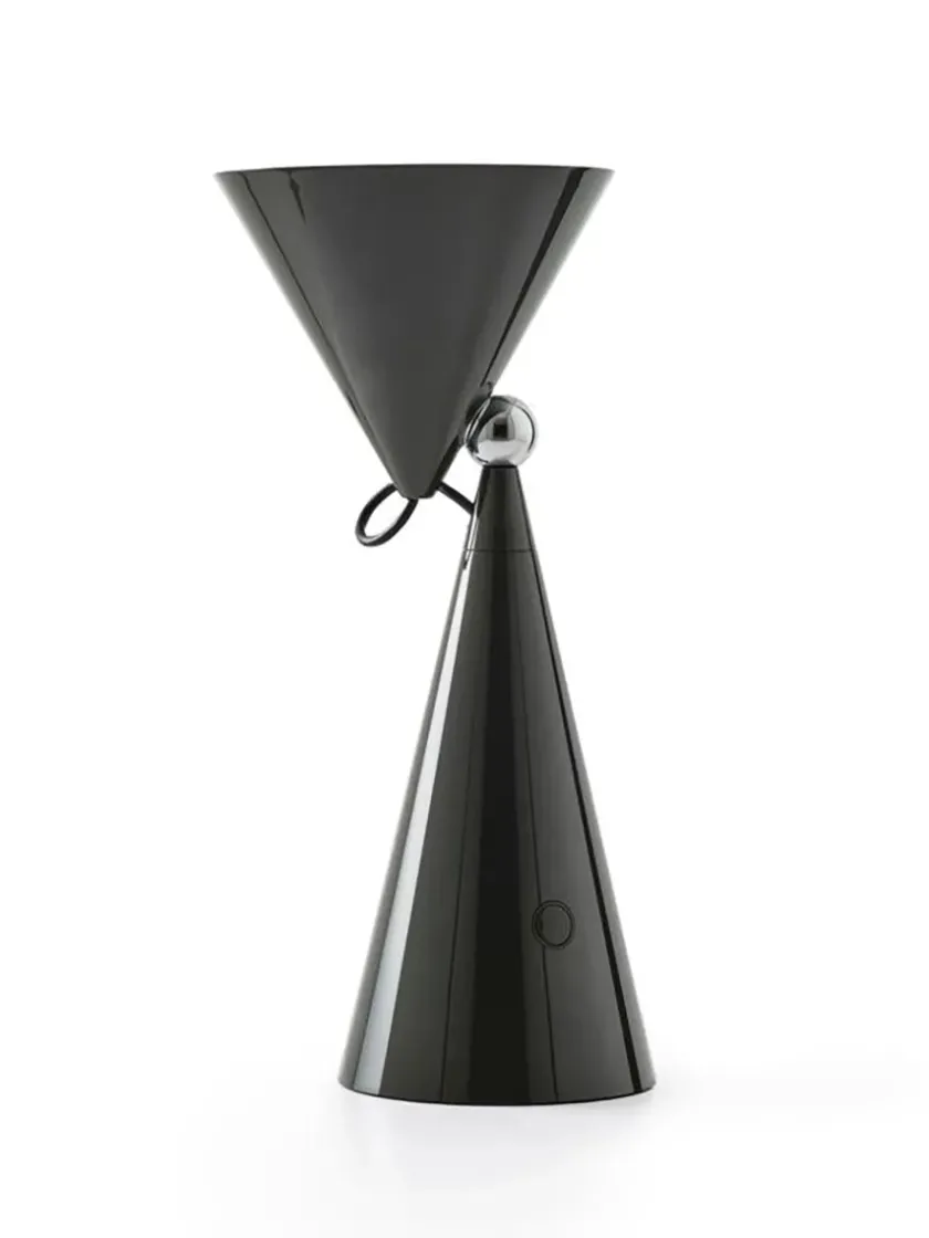 Tom Dixon Pose Portable Bordlampe fra> Portable Lamper|Spots