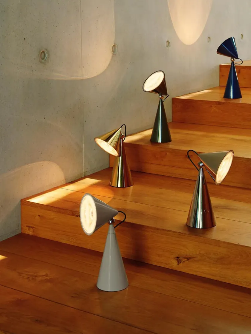 Tom Dixon Pose Portable Bordlampe fra> Portable Lamper|Spots