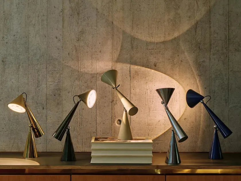 Tom Dixon Pose Task LED Bordlampe fra> Spots|Skrivebordslamper