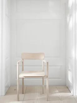Fredericia Furniture Post Spisebordsstol, eg lys olie fra><noscript><img width=