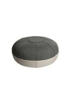 Fritz Hansen Puf Ø: 50cm af Cecilie Manz><noscript><img width=