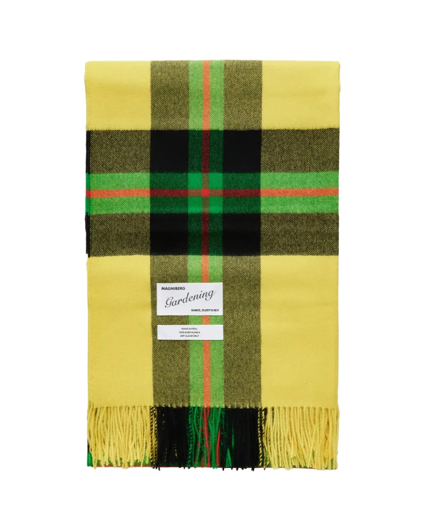 Magniberg Queen blanket - Lipstick red tartan fra> Puder Og Plaider