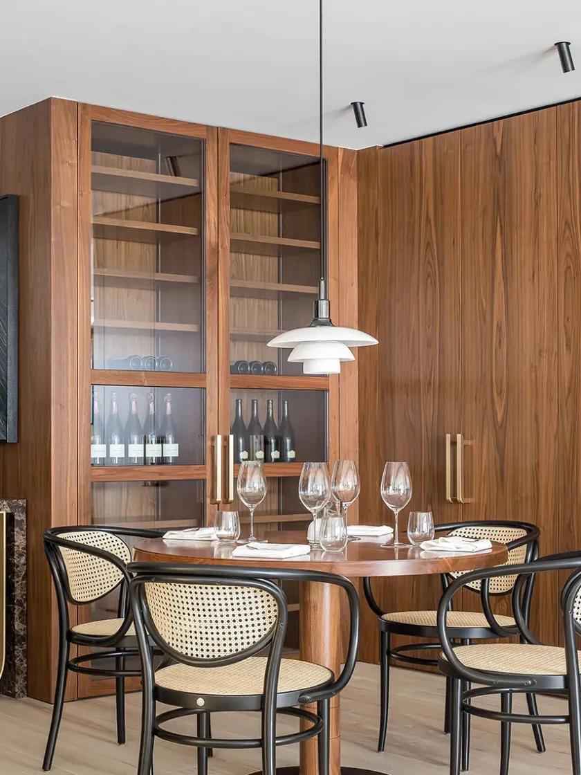 Thonet 210R Armstol, ask fra> Spisebordsstole