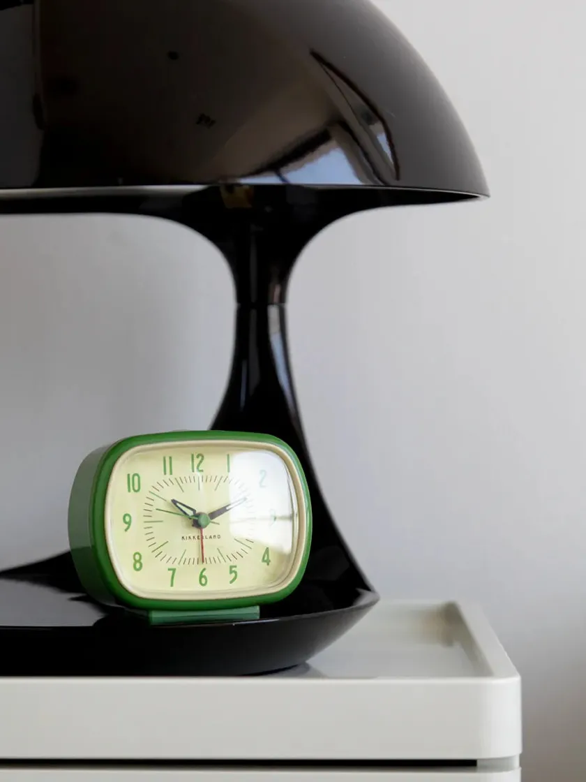 Kikkerland Retro Alarm Clock, green fra> Gaver Til Ham