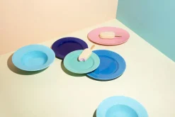 Lyngby Porcelæn Rhombe tallerken, aqua Ø21 cm fra> Service