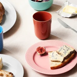 Lyngby Porcelæn Rhombe tallerken, rosa Ø21 cm fra> Service