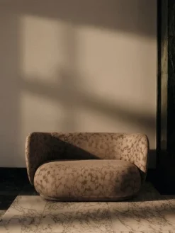Ferm Living Rico Sofa 2-seater Cilla Taupe fra> Sofaer