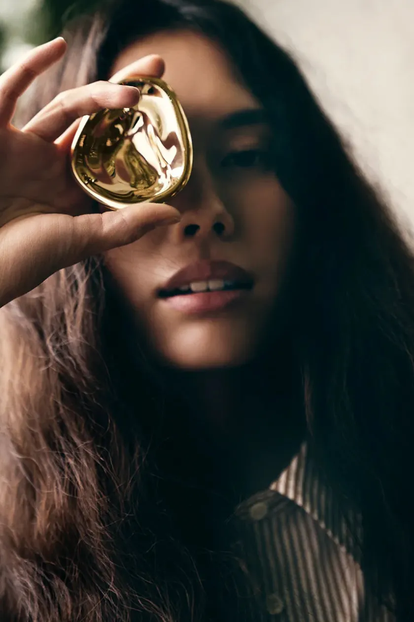 Hein Studio Ripple Knob Large, gold fra> Knagerækker|Entrémøbler