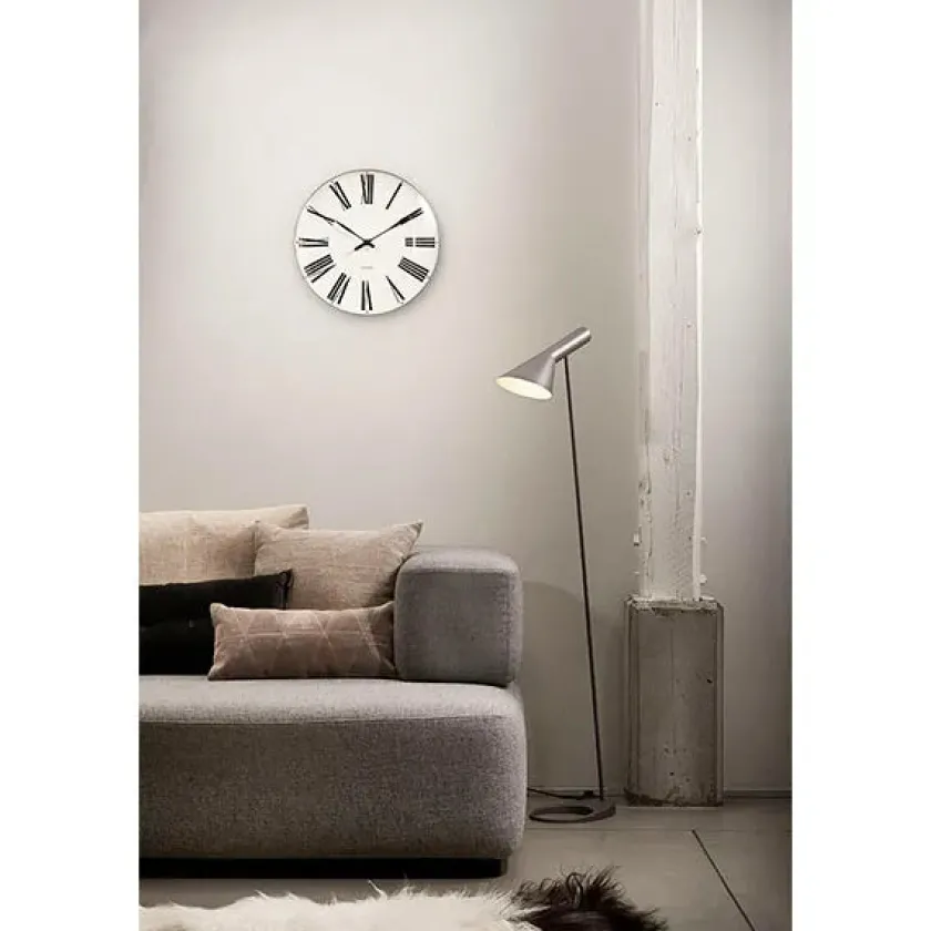 Arne Jacobsen Clocks Roman Vægur af Arne Jacobsen (Ø: 21)> Gaver Til Ham|Vægure