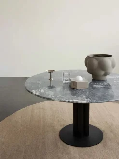 Louise Roe Roundabout Dining Table Ø120 fra> Spiseborde